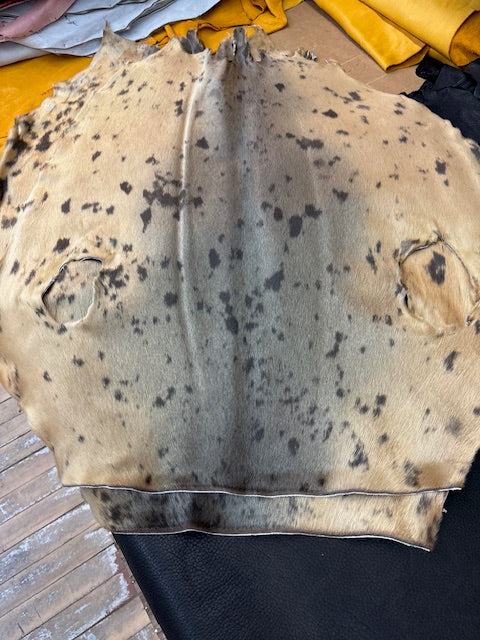 Gefärbtes Robbenfell