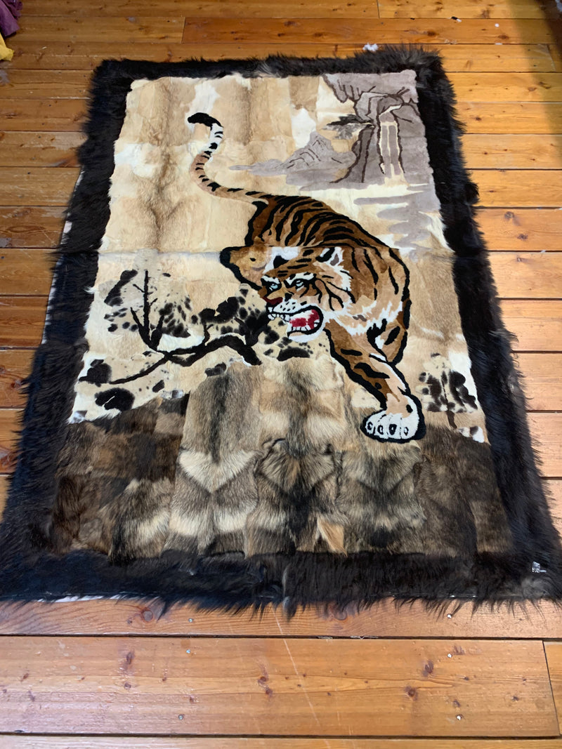 Tiger sheepskin rugs - Bill Worb Furs