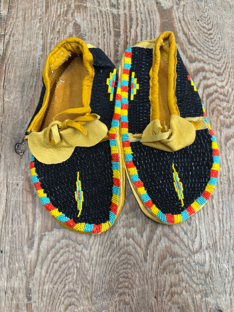 Ladies leather beaded slippers - Bill Worb Furs