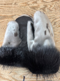 Seal mitts - Bill Worb Furs 