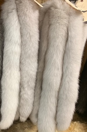 Fur Tail / Parka Hood Ruffs