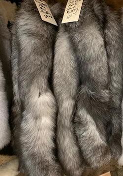 Fur Tail / Parka Hood Ruffs