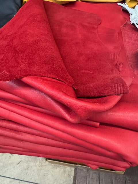 Moose hide polished leather red - Bill worb furs 