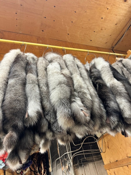 Commercial Quality Silver Fox Parka Hood Ruffs – Bill Worb Furs Inc.