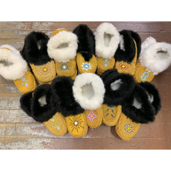 Mens handmade leather and fur Moccasins excellent quality top rated - Bill Worb Furs Inc.