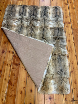 Coyote fur blanket - Bill Worb Furs